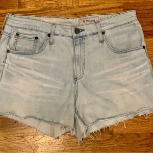AG Adriano Goldschmied women’s 30 Light Blue Denim Shorts Distressed Fringe EUC