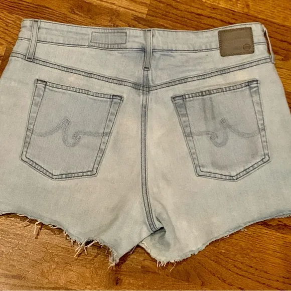 AG Adriano Goldschmied women’s 30 Light Blue Denim Shorts Distressed Fringe EUC