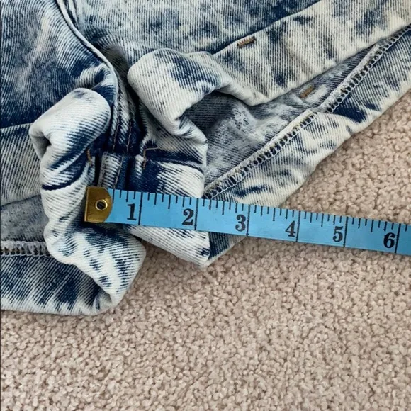 American Apparel Acid Wash High-Waist Jean Shorts