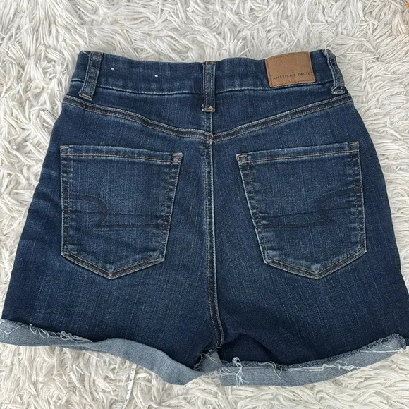 American Eagle Curvy Hi-Rise Shorts Size 0