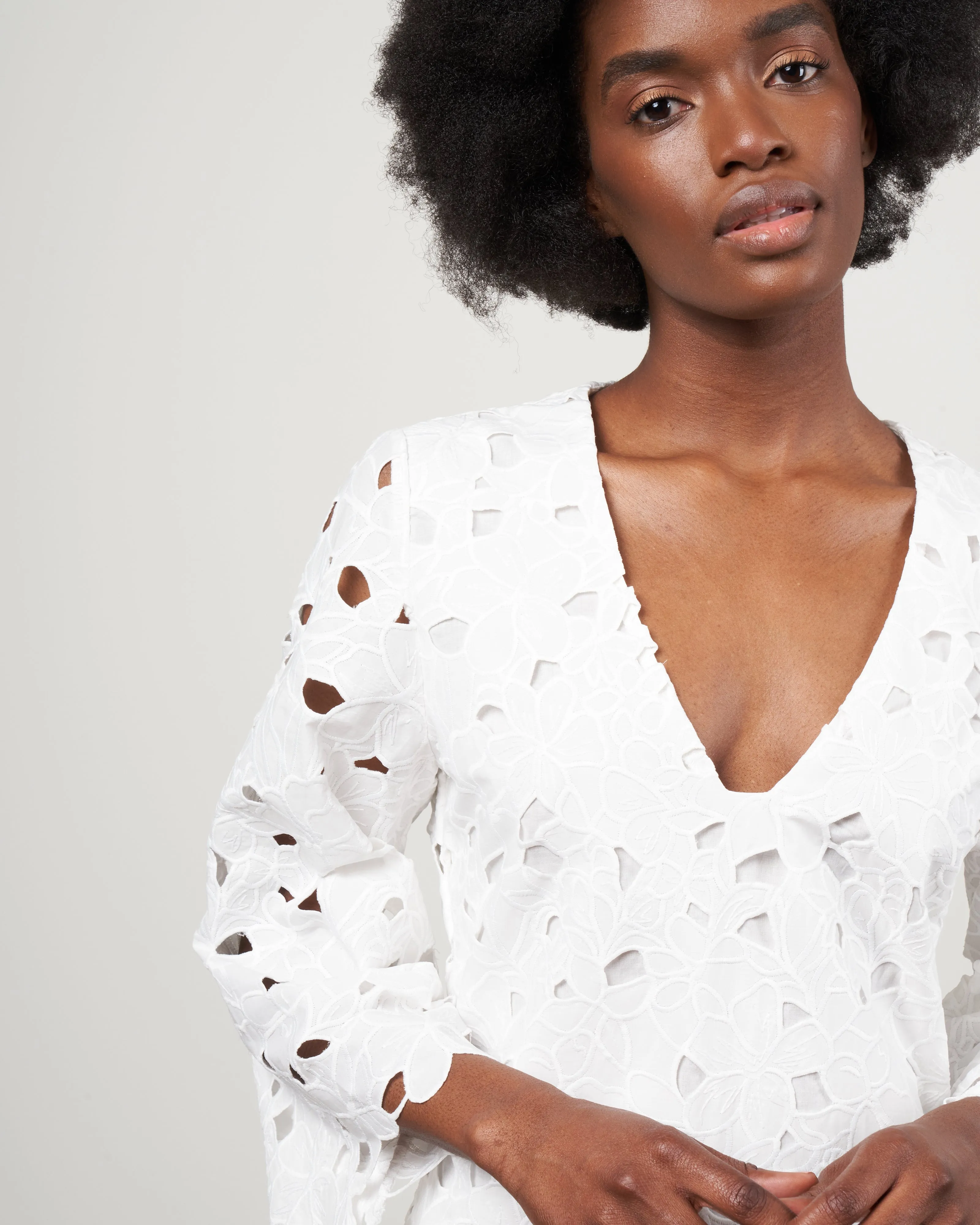 annabelle dress - scalloped floral eyelet white