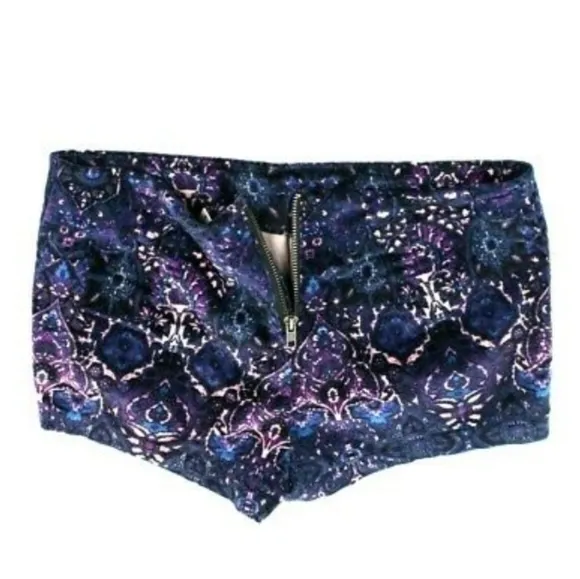 Anthropologie Ecoté Blue Purple Paisley Velour Stretched Shorts 6