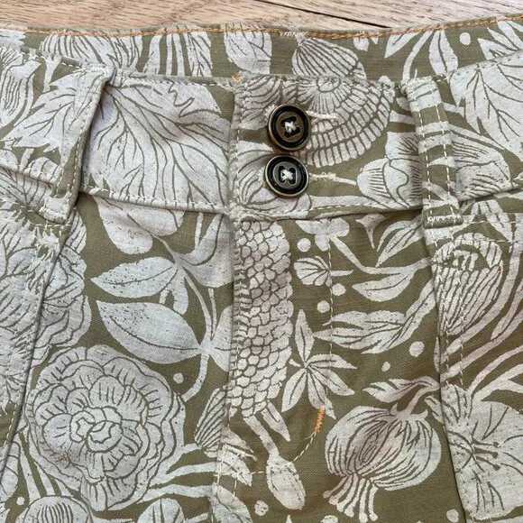 Anthropologie Floral Blooming print The Wanderer Shorts NWOT Sizes 26/28/29