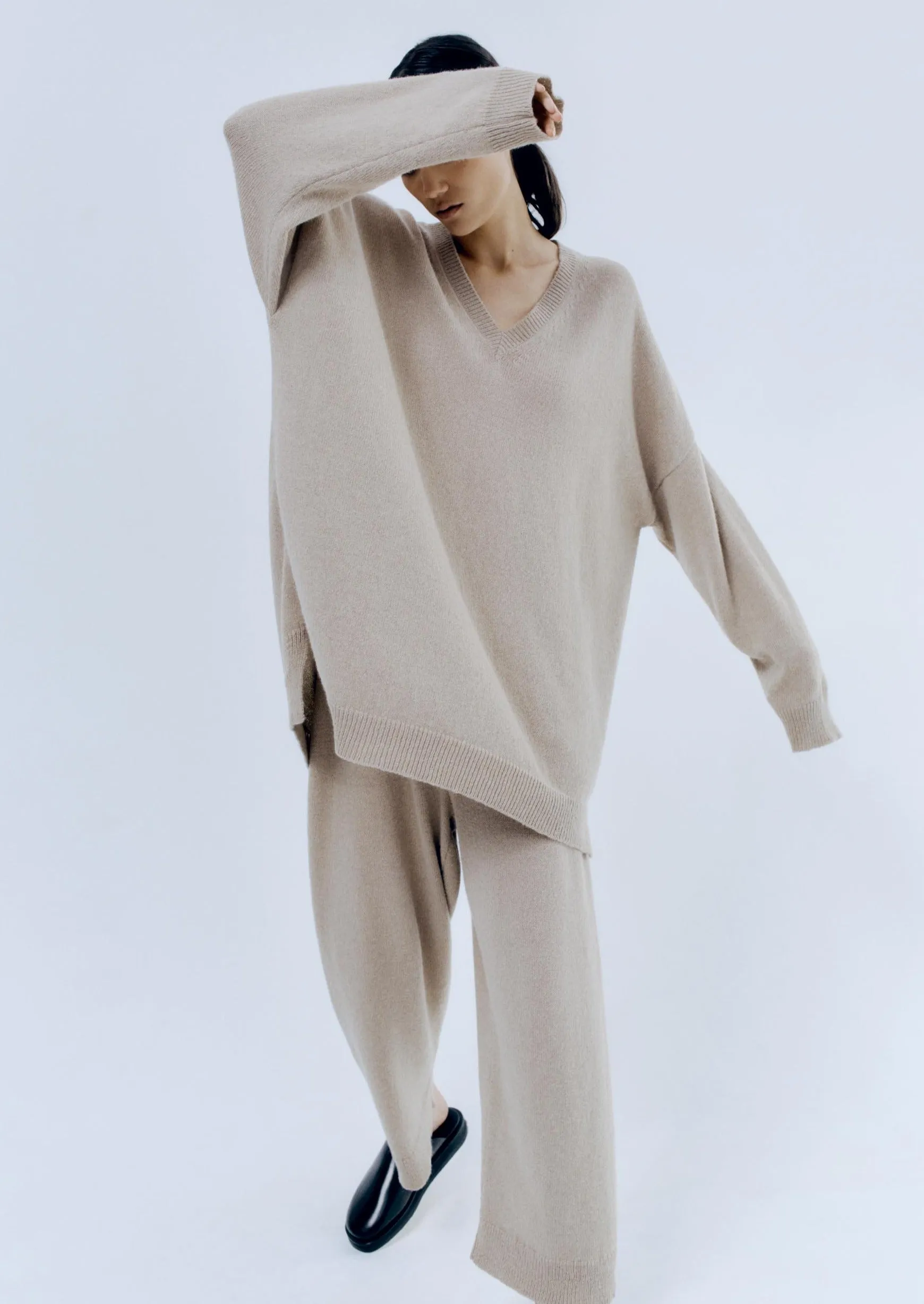 Baby Alpaca V-Neck Sweater, Pale Olive