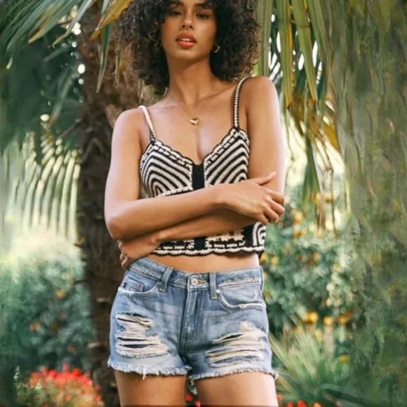 DAISY JANE Distressed Denim Cut-Off