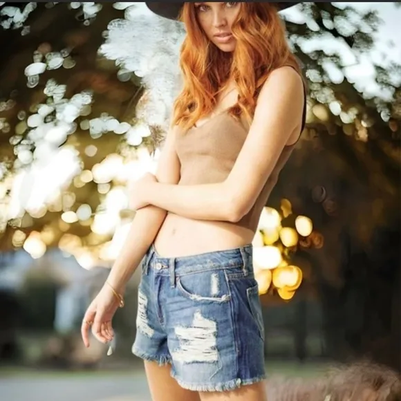DAISY JANE Distressed Denim Cut-Off