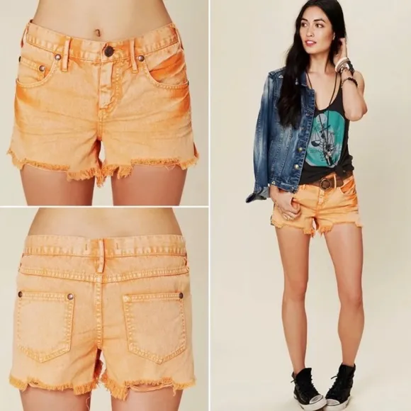 Free People | Distressed Cut Off Short