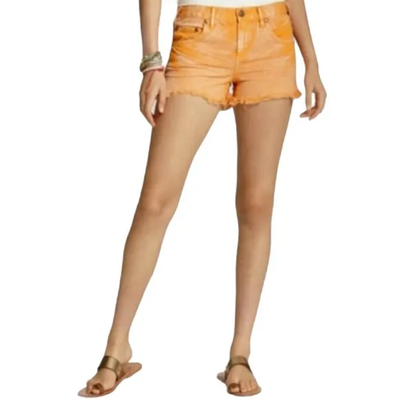 Free People | Distressed Cut Off Short