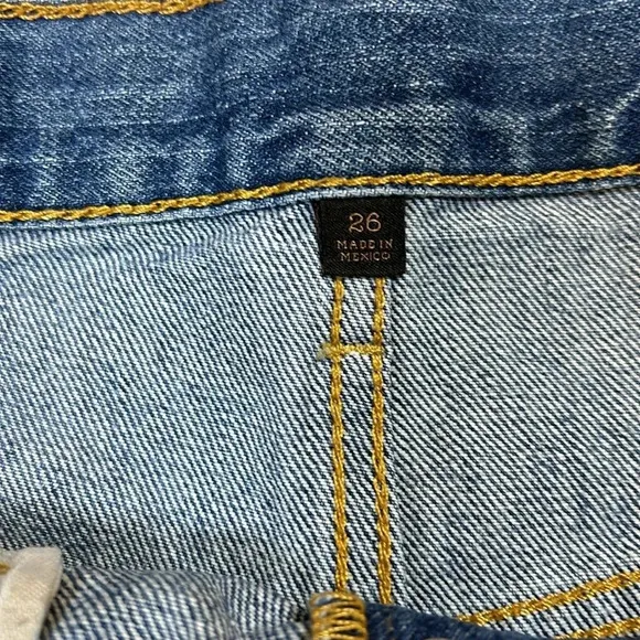 Frye Brand Classic Denim Medium Wash Distressed Cutoff Daisy Dukes Shorts / 26