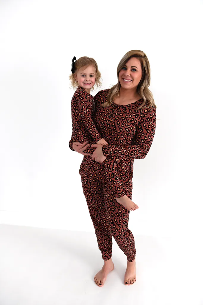 Gigi and Max Sienna Leopard Mommy 2pc Loungewear Set