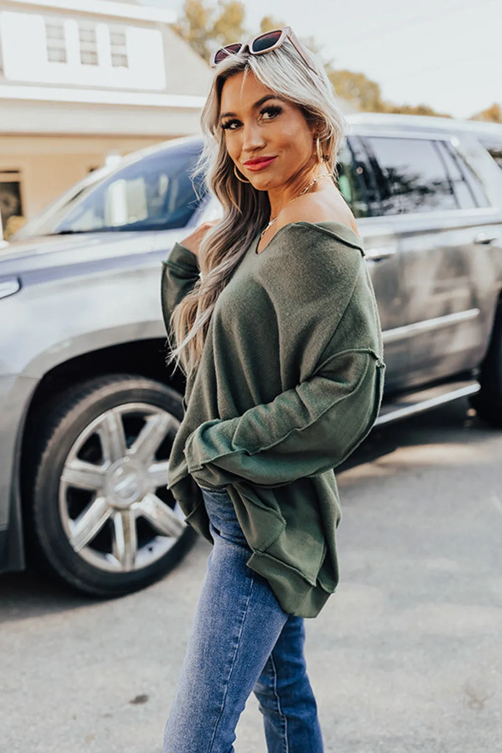 Green Expose Seam Detail Split Neck Long Sleeve Top