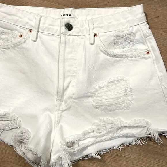 GRLFRND White Granada Denim shorts The Cindy Size 26 High Rise Distressed
