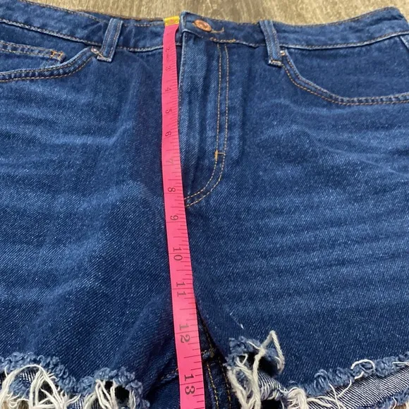 High waisted denim shorts size 30 perfect for summer