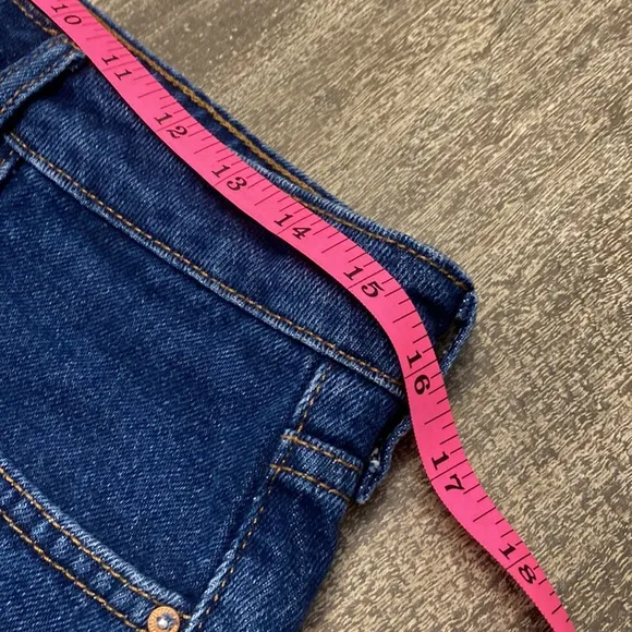 High waisted denim shorts size 30 perfect for summer