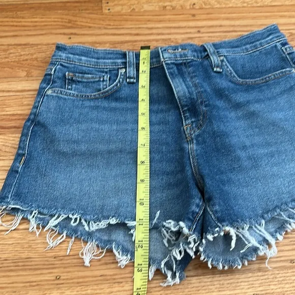 Hudson Denim Frayed Hem Women's Shorts Gemma 27