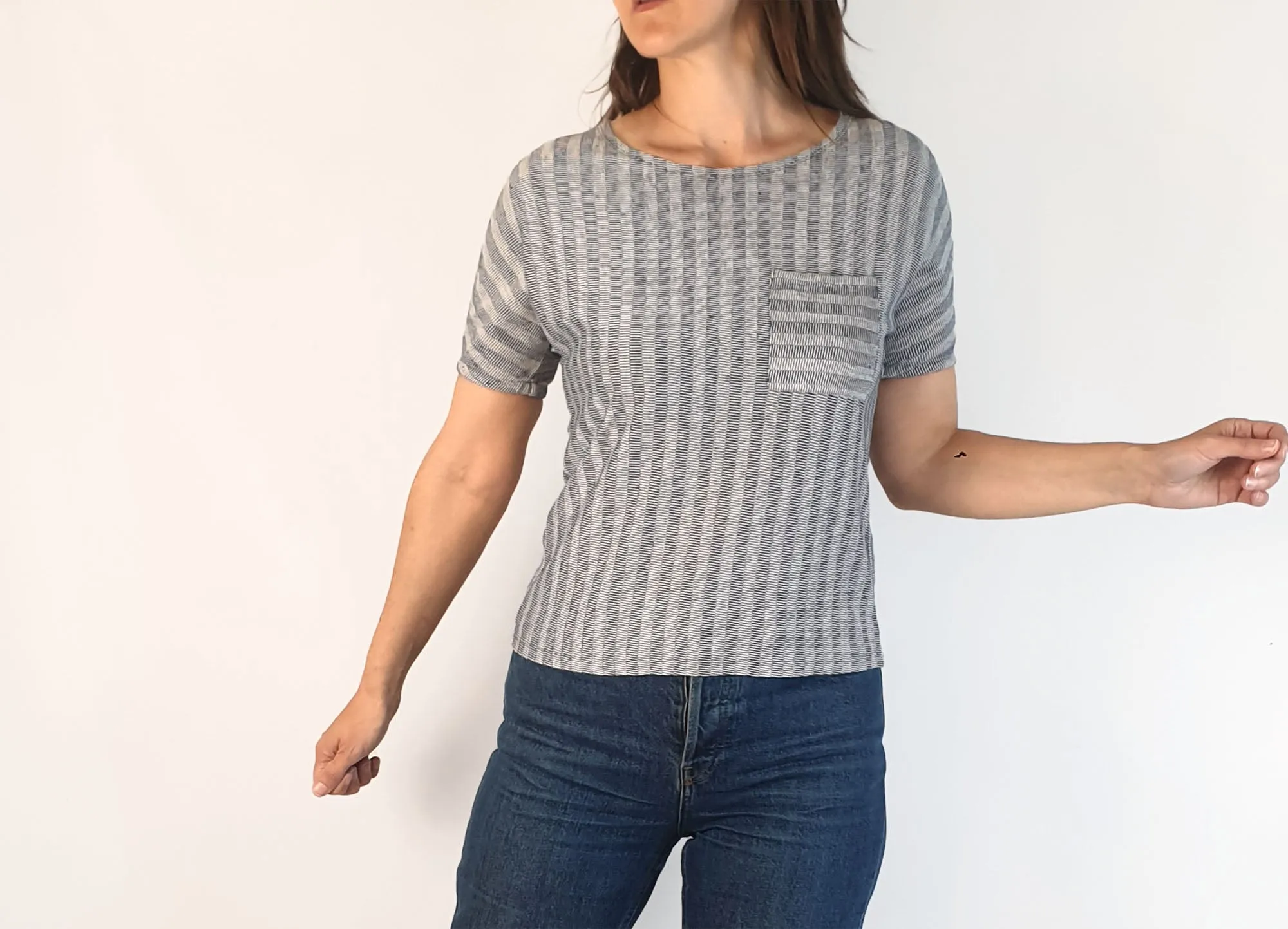 Jigsaw grey and blue striped linen mix top size XS, fits 6 and 8