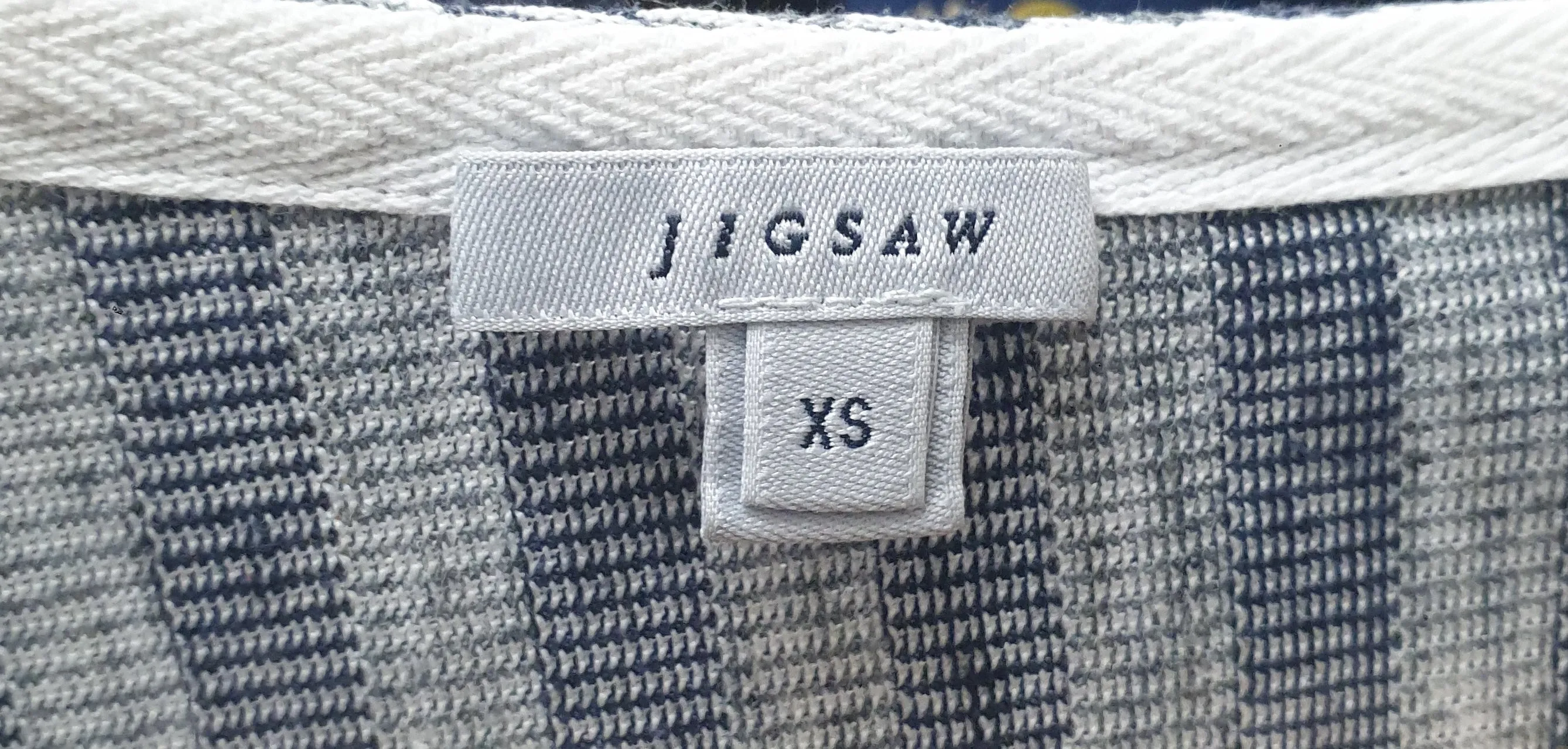 Jigsaw grey and blue striped linen mix top size XS, fits 6 and 8