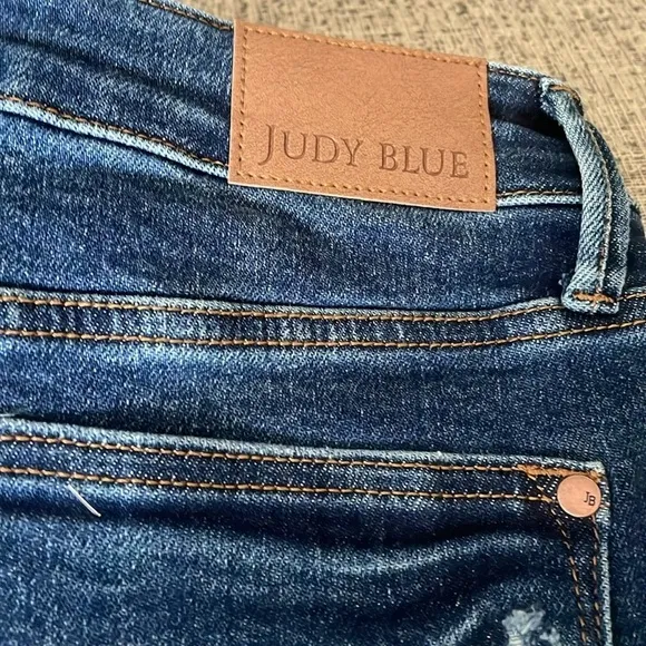 Judy Blue Denim Raw Hem Blue Jean Denim Shorts 1X