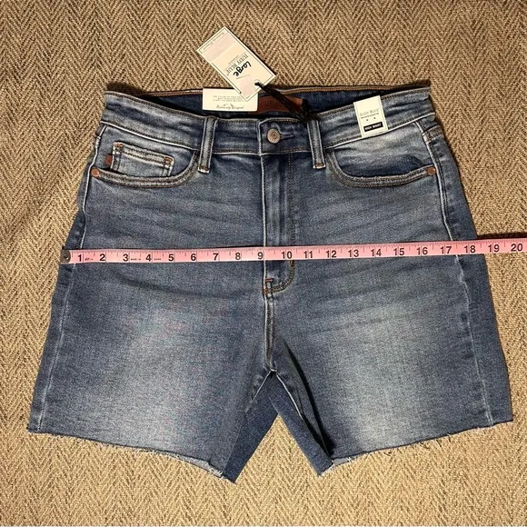 Judy Blue Large denim shorts hi waist raw hem lite wash JB15276 LT NWT