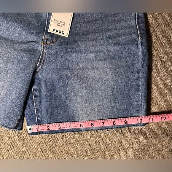 Judy Blue Large denim shorts hi waist raw hem lite wash JB15276 LT NWT
