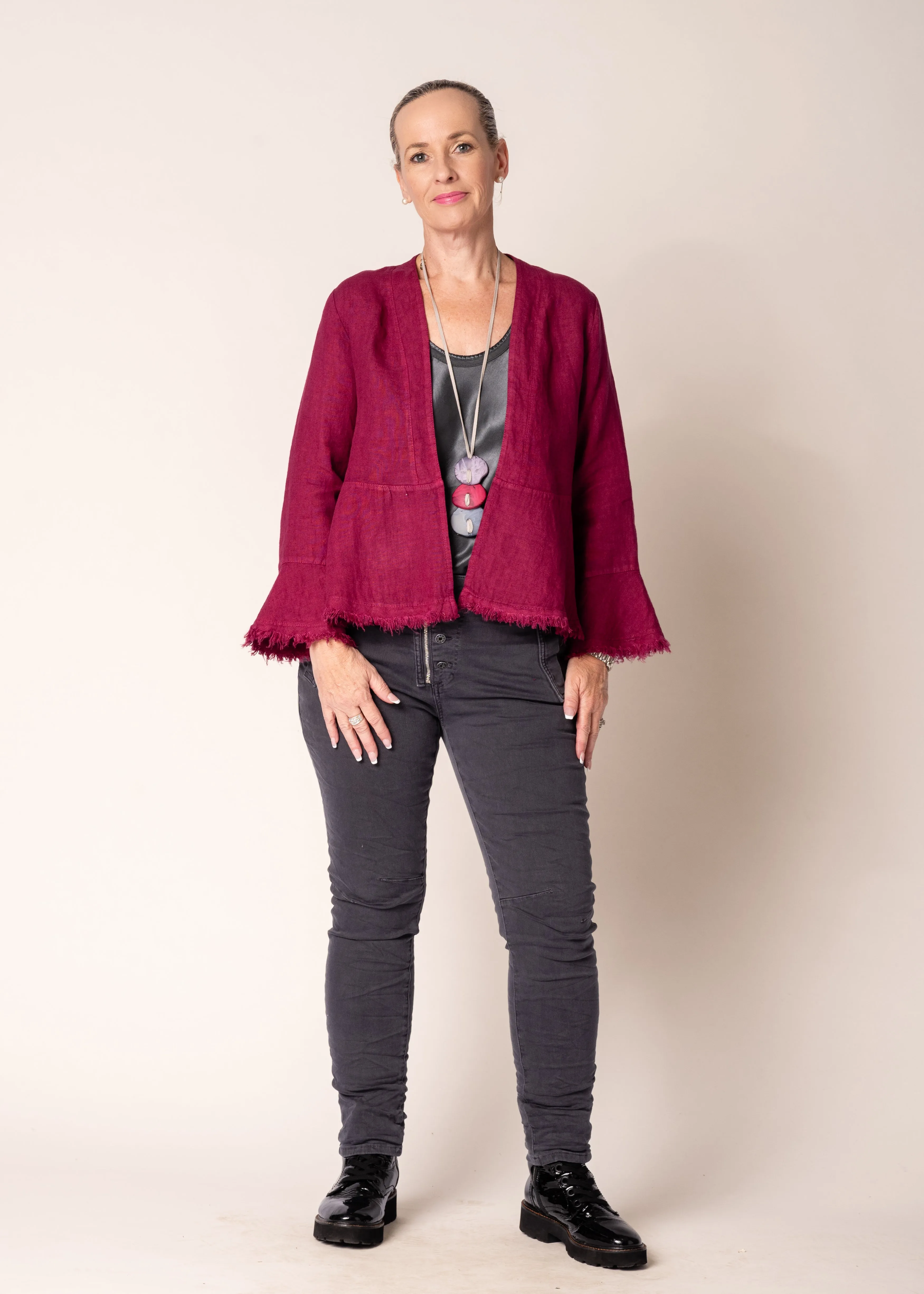 Katrina Linen Top in Mulberry Wine