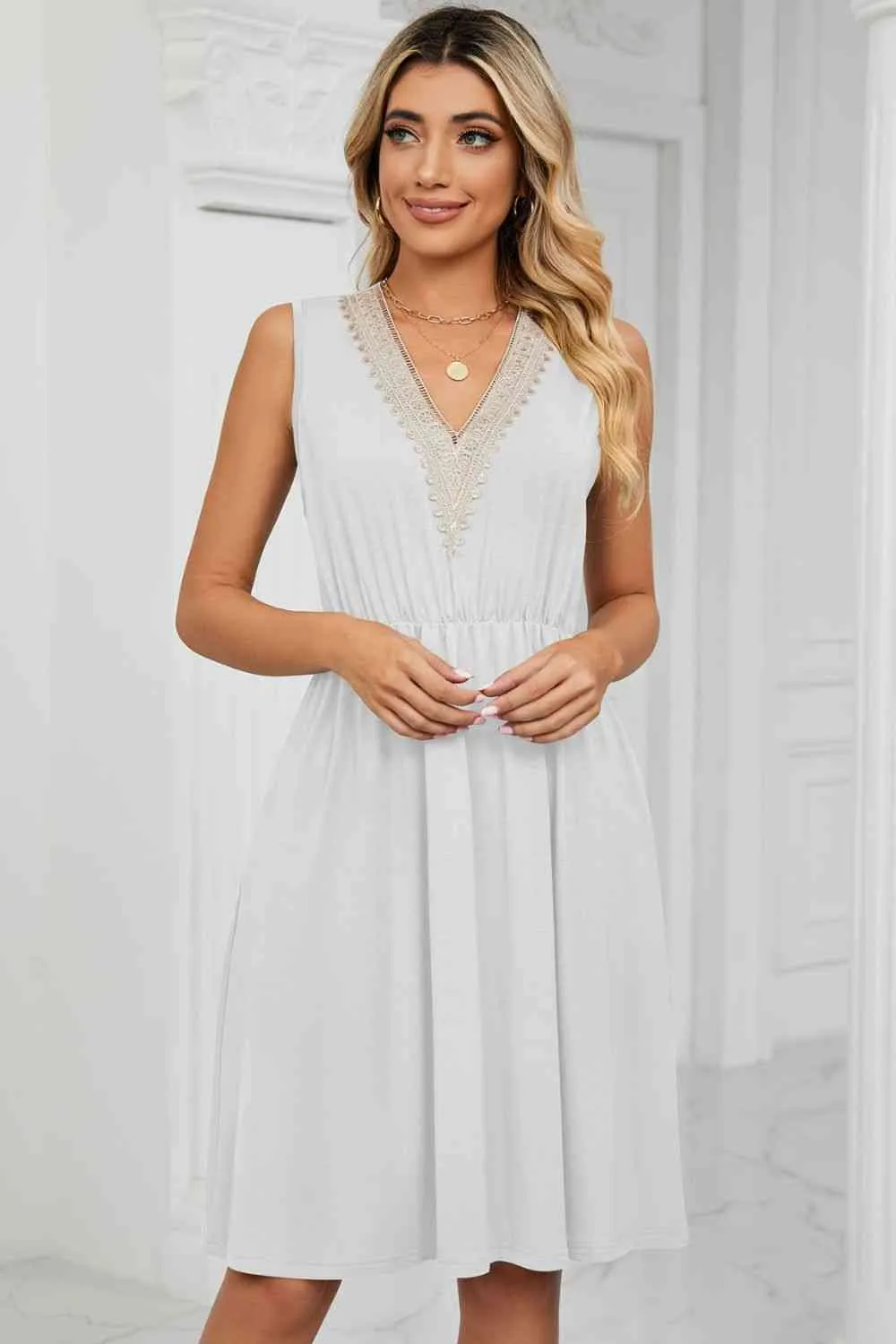 Layla Contrast V-Neck Sleeveless Dress -- Deal of the day!