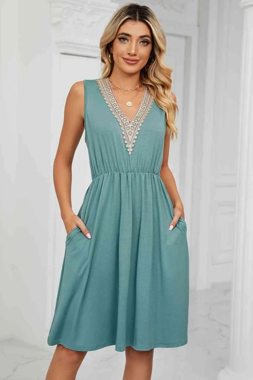 Layla Contrast V-Neck Sleeveless Dress -- Deal of the day!