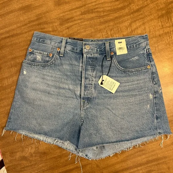 LEVI'S High-Rise Ribcage Shorts Cut-Off Denim Shorts Women 32 (Waist 33) nwt