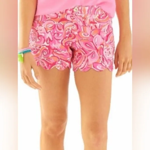Lilly Pulitzer Buttercup Scalloped Shorts Print Size 00 NWOT