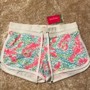 Lilly Pulitzer Chrissy short lobstah roll print