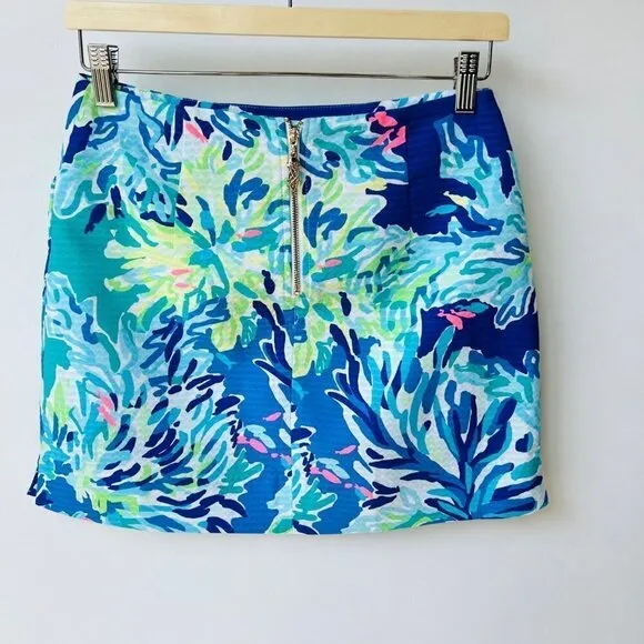 Lilly Pulitzer Mari gold skort in blue coral prints Size 00 L38