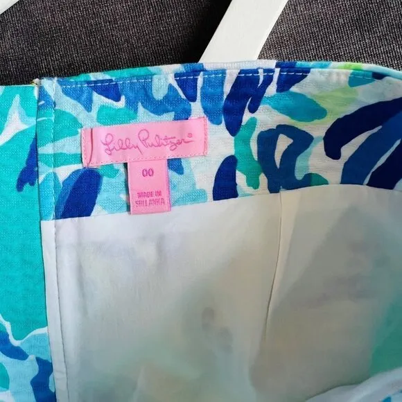 Lilly Pulitzer Mari gold skort in blue coral prints Size 00 L38