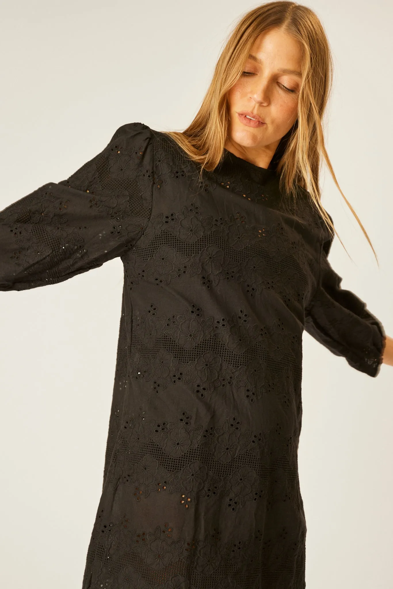 LISA DRESS