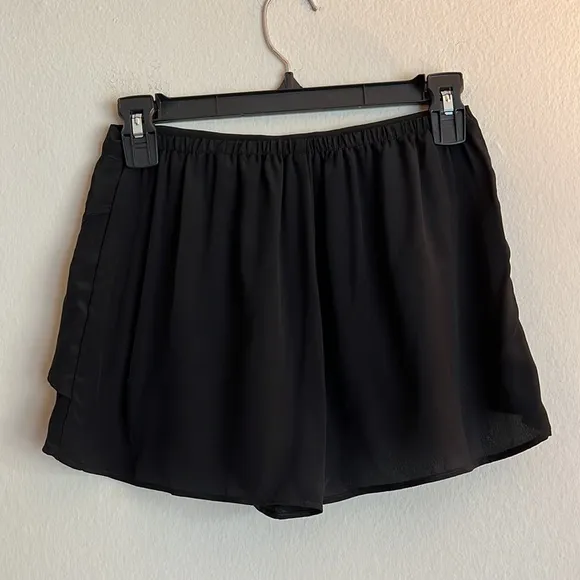 Natalia Shorts