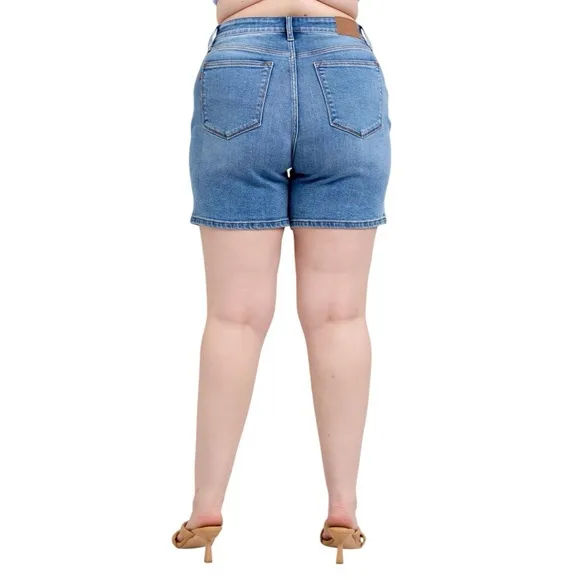 NEW Plus Judy Blue Full Size 2 Button Denim Shorts with Pockets Plus Size