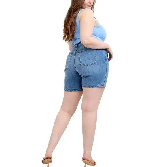 NEW Plus Judy Blue Full Size 2 Button Denim Shorts with Pockets Plus Size