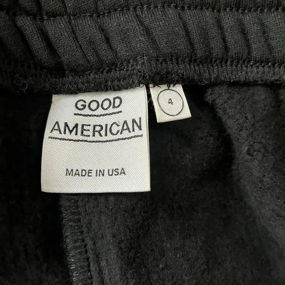 NWOT Good American Black Cotton Jersey Fleece Shorts Size 4 Style GS0022