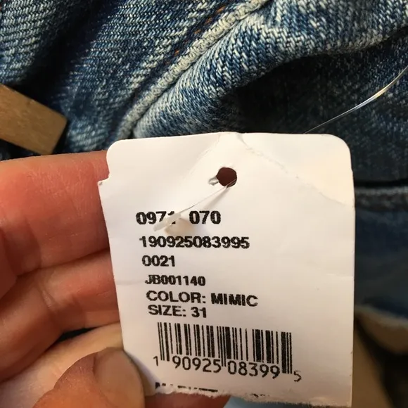 NWT, darling J Brand denim shorts!