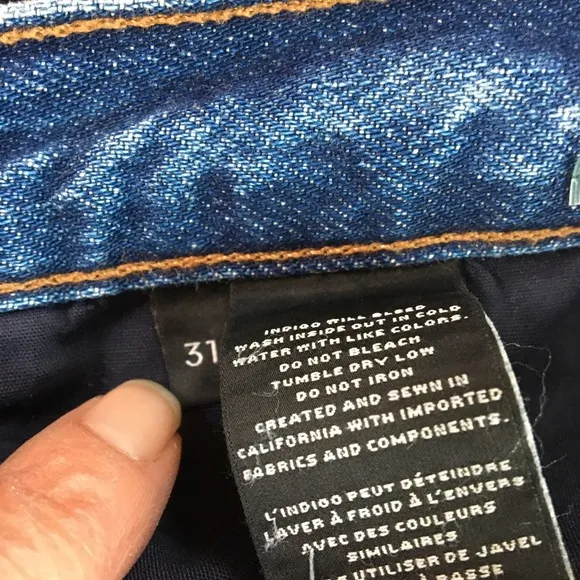 NWT, darling J Brand denim shorts!