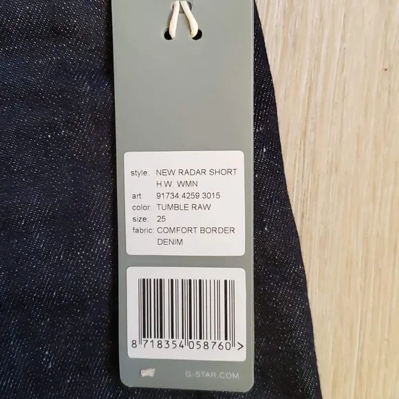 NWT G-STAR RAW DENIM/NEW RADAR WOMEN’S SHORTS
