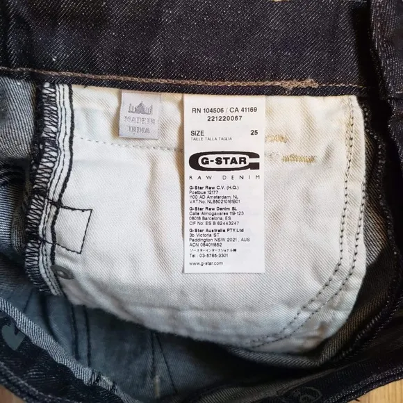 NWT G-STAR RAW DENIM/NEW RADAR WOMEN’S SHORTS