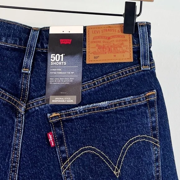 NWT Levi’s 501 Original High Waist Denim Shorts In Salsa Center