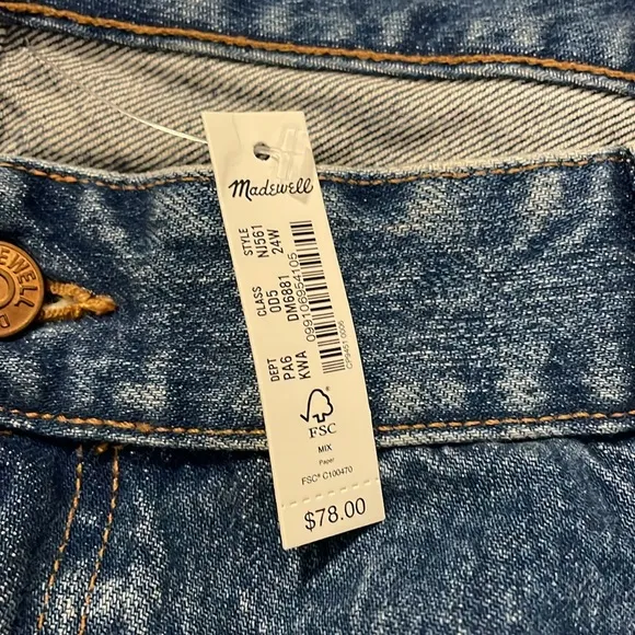 NWT | Madewell Plus  Relaxed Mid Length Denim Shorts Kimbrough‎ Medium Wash 24W