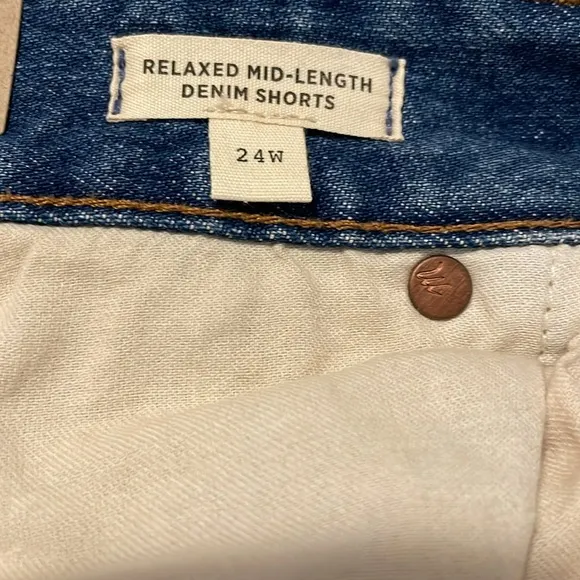NWT | Madewell Plus  Relaxed Mid Length Denim Shorts Kimbrough‎ Medium Wash 24W