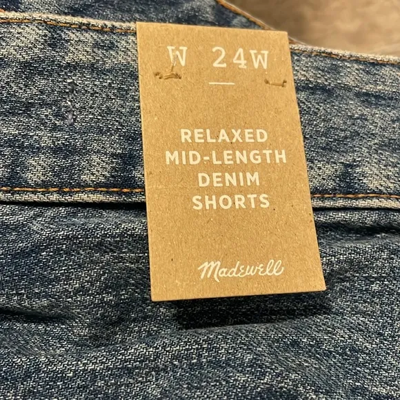 NWT | Madewell Plus  Relaxed Mid Length Denim Shorts Kimbrough‎ Medium Wash 24W