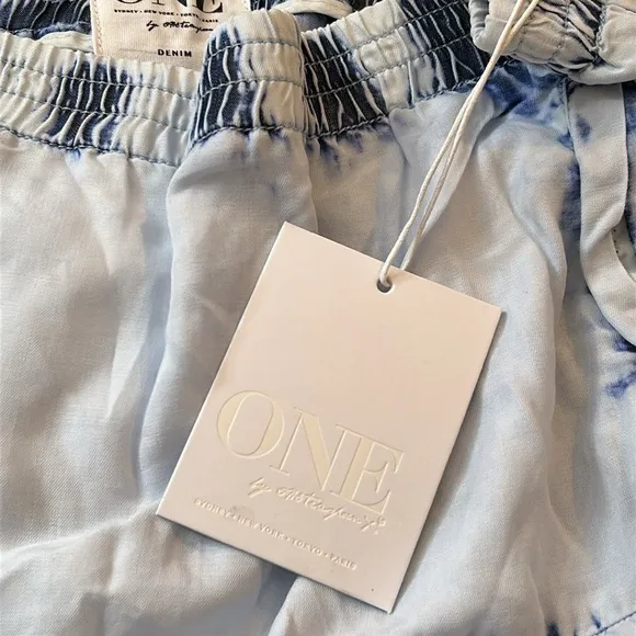 NWT ONE by One Teaspoon Denim Coco Calypsos size XS