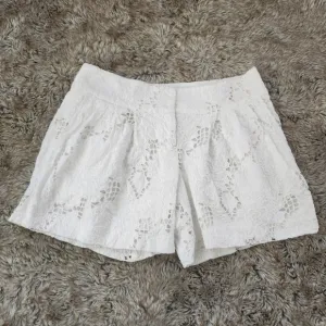 Organic John Patrick White Eyelet Lace Recycled Cotton Shorts Women's Size 6