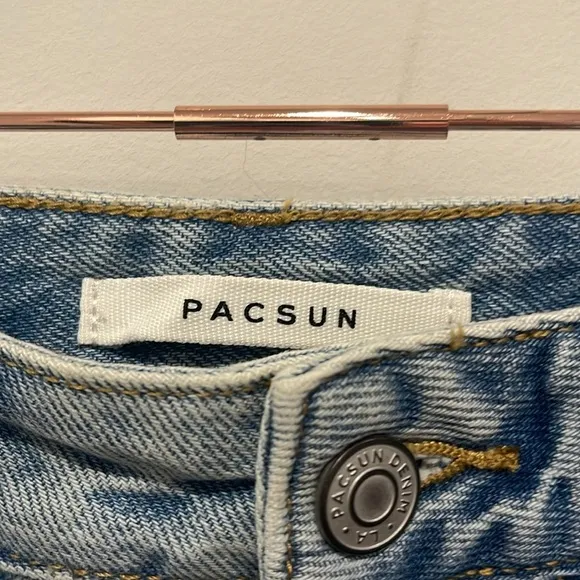 PACSUN Light Blue High Waisted Denim Festival Shorts.  Size 24 NWT