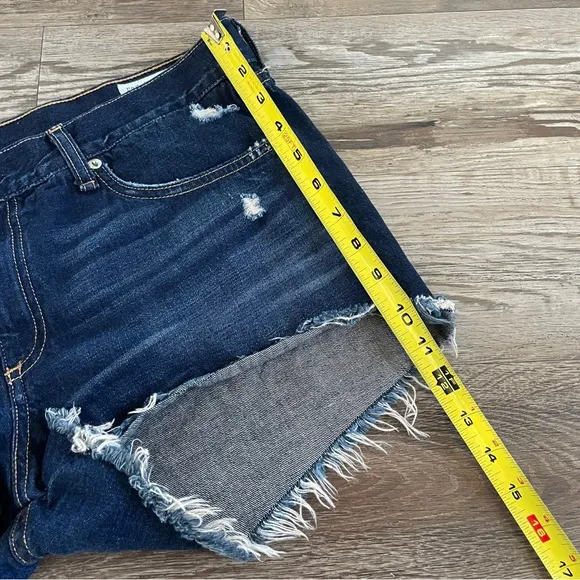 Rag &amp; Bone distressed denim shorts 31