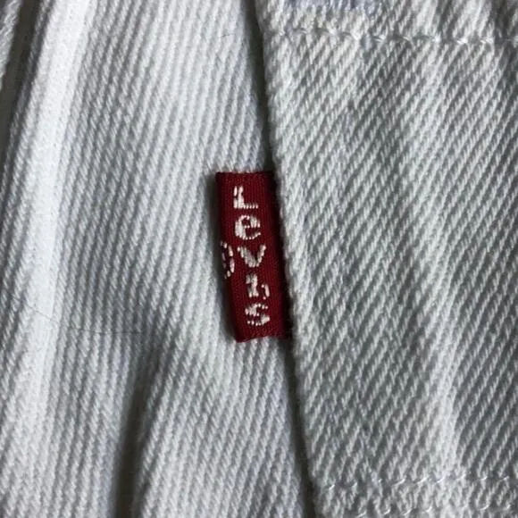 Rare Levi's White Denim Shorts w/pocket patterns